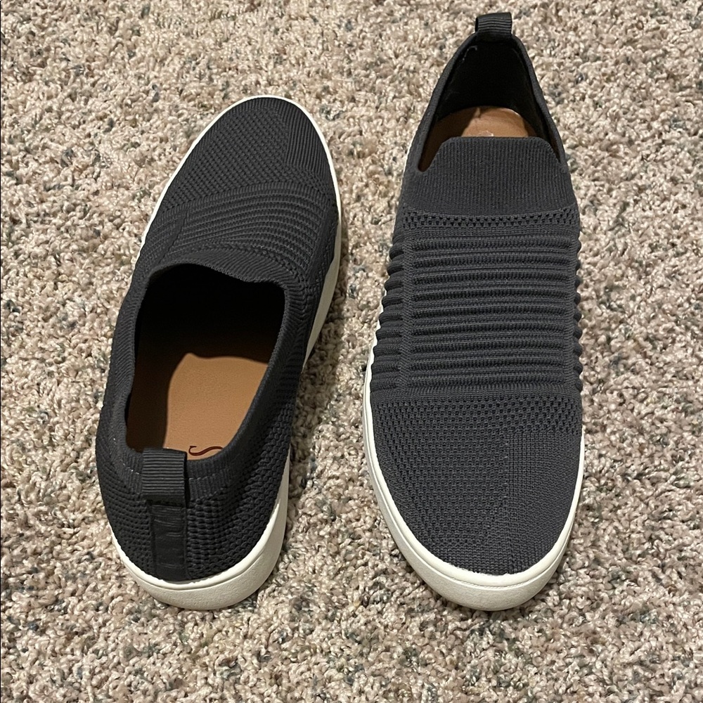 DUNES GREY SLIP ON SHOES